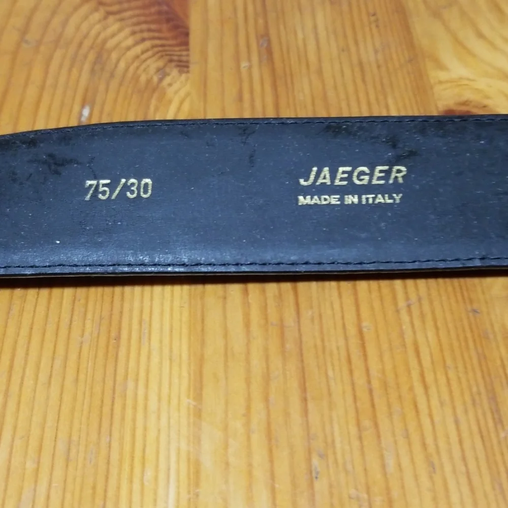 Jaeger vintage leather belt 75/30